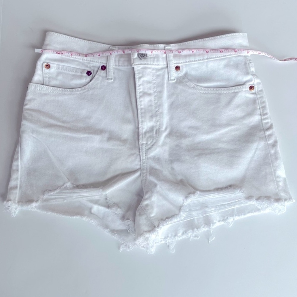 WHITE LEVI’S Distressed Cutoffs White Denim Shorts, Size 30